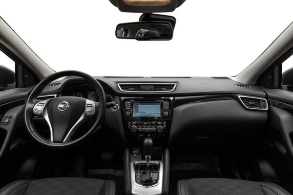 9 Nissan Qashqai