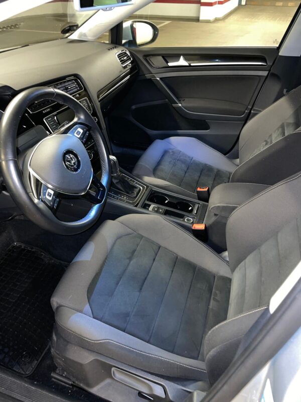 9 Volkswagen Polo
