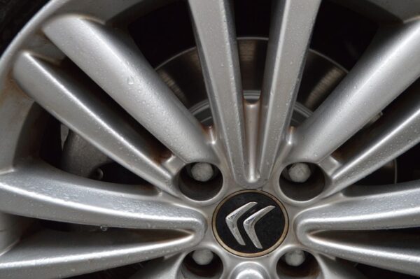9 Citroën C4
