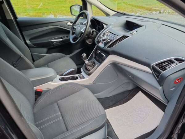 9 Ford C-Max