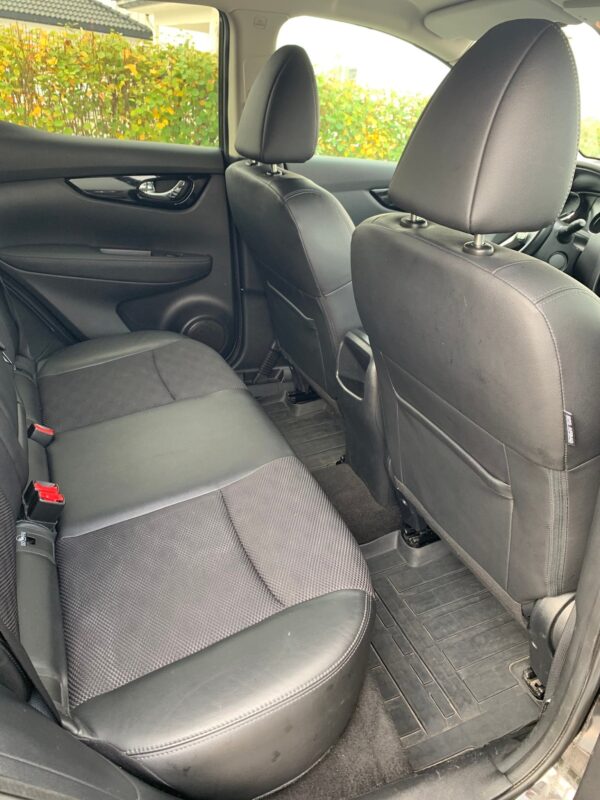 9 Nissan Qashqai